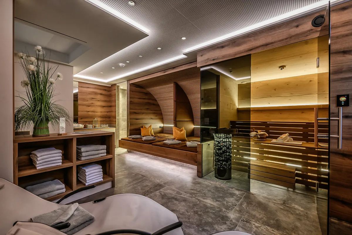 Ruhige S auna im Hotel GRUBERS in Gastein mit stimmungsvoller Atmosphäre